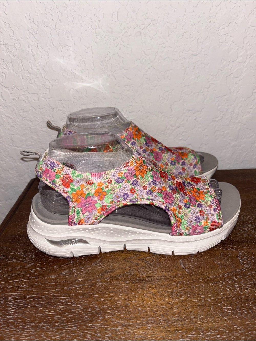 Skechers Arch Fit City Catch Floral Print Sandal Shoes - Picture 3 of 8